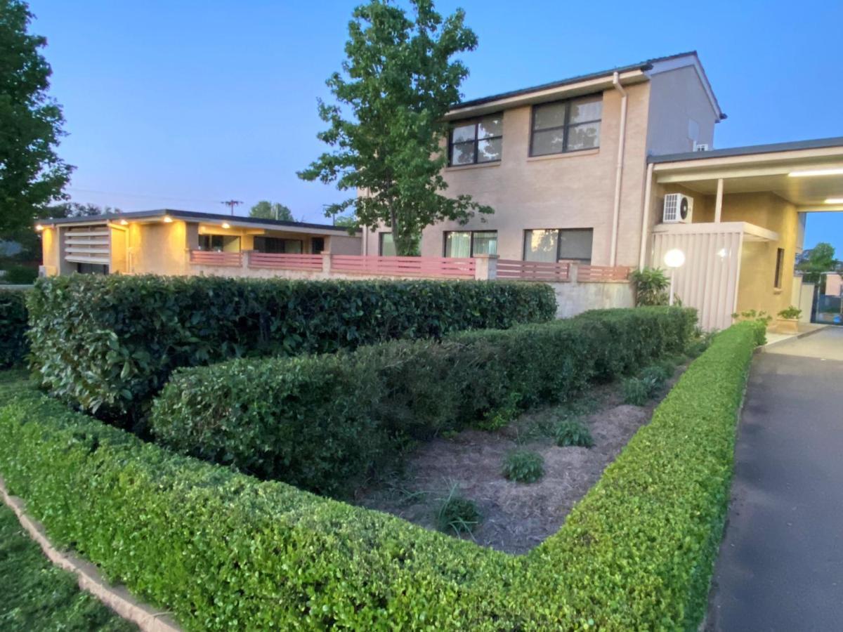 Country Gardens Motel Coonabarabran Exterior foto
